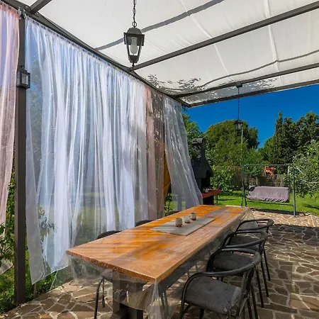 House Chill Out - Two Bedroom With Terrace Feriehus