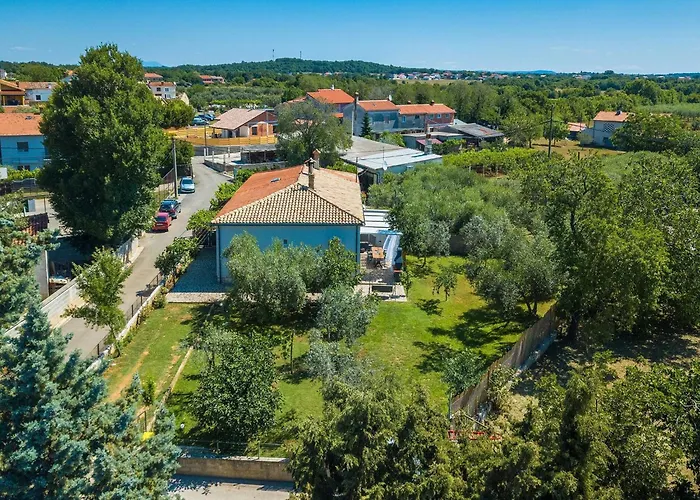 House Chill Out - Two Bedroom With Terrace