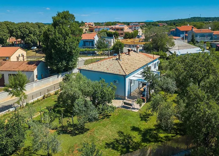 House Chill Out - Two Bedroom With Terrace Tatil Evi